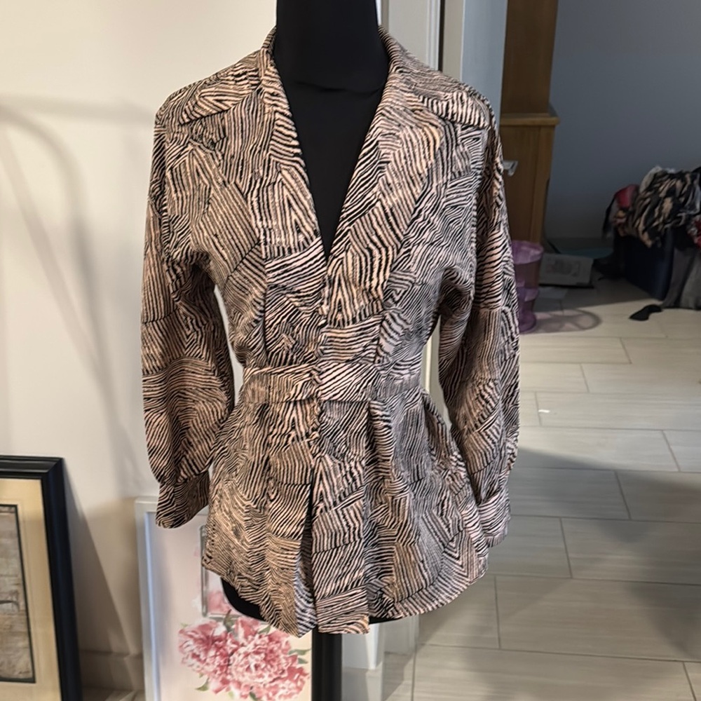 NWT $75 Topshop Blouse sz 4 belted